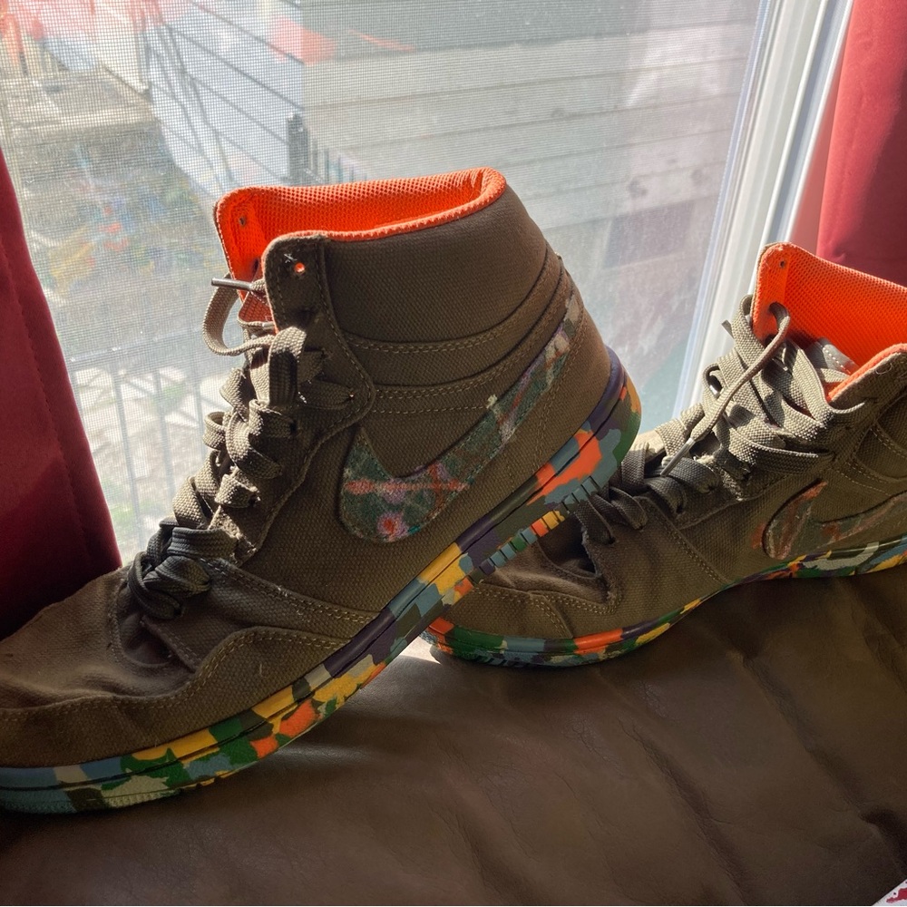 Nike Air Mid with confetti soles 10.5M. Custom paint job